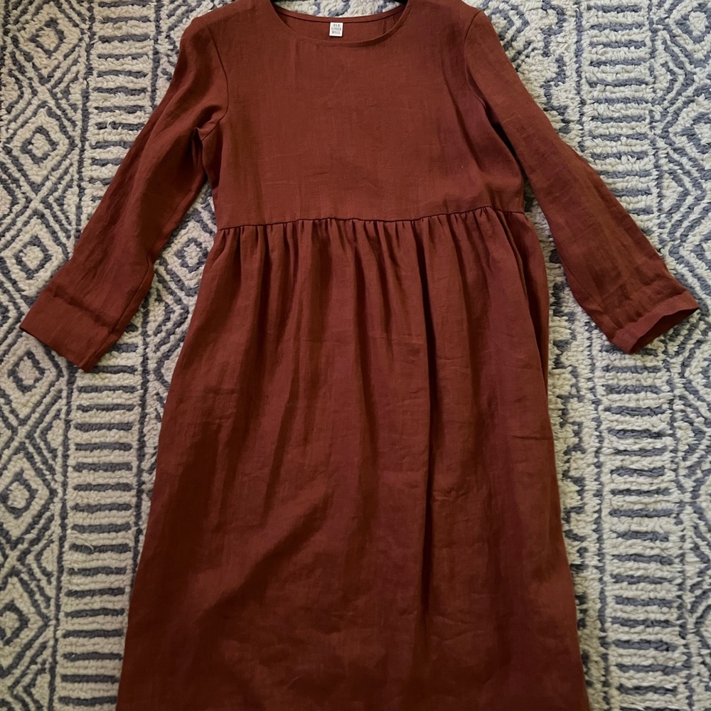 Women’s long sleeve linen dress